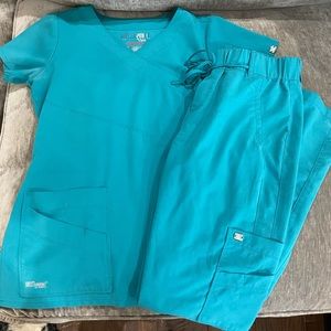 Greys anatomy signature scrub set XS 15$